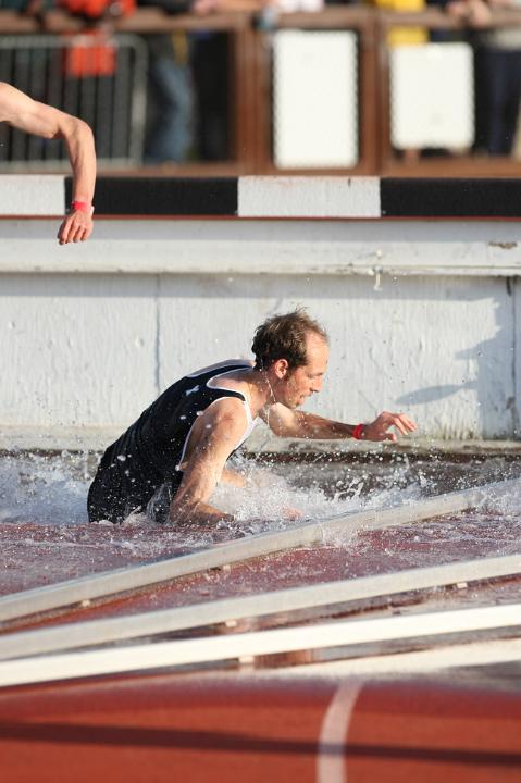 2010 Stanford Invite-College-143.JPG - 2010 Stanford Invitational, March 26-27, Cobb Track and Angell Field, Stanford,CA.